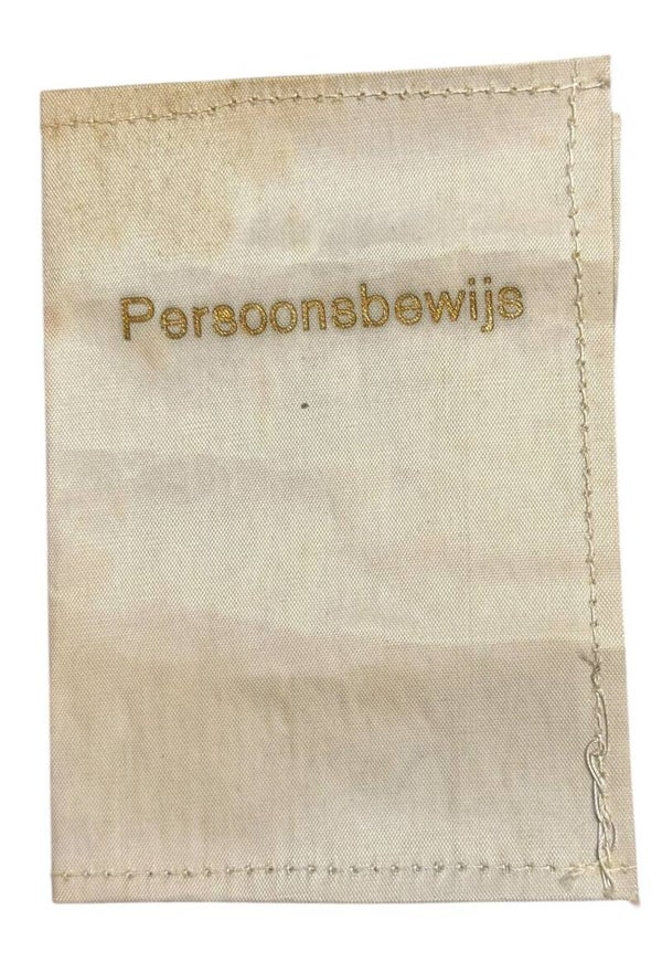 Case for the Dutch 'Persoonsbewijs'