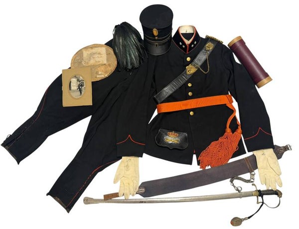 Dutch 1st Lieutenant gala uniform set pre 1940