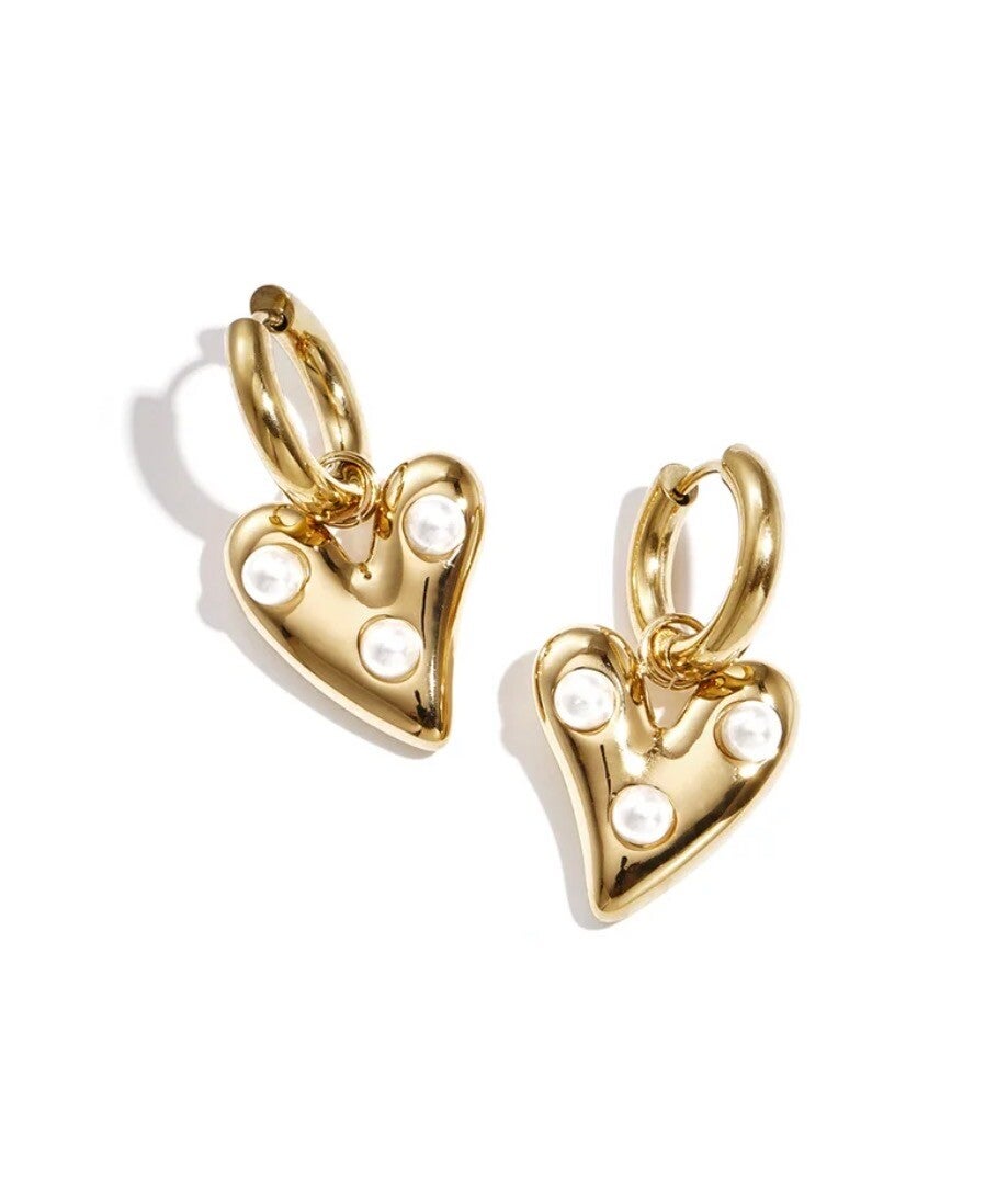 Pearl heart oorbellen goud