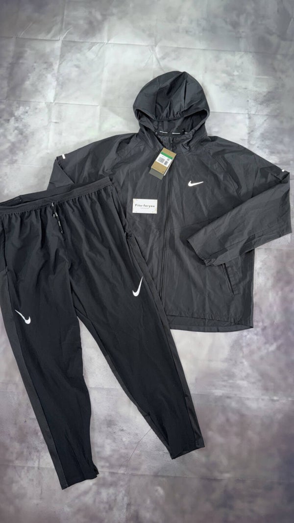 Nike Division Tracksuit Exclusive