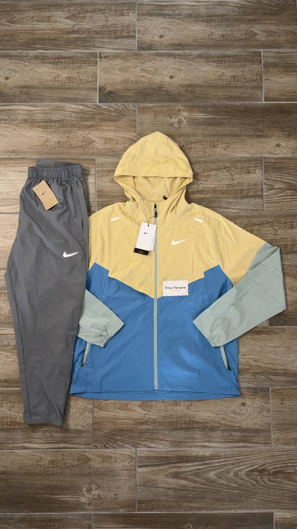 Nik Exclusive Tracksuit