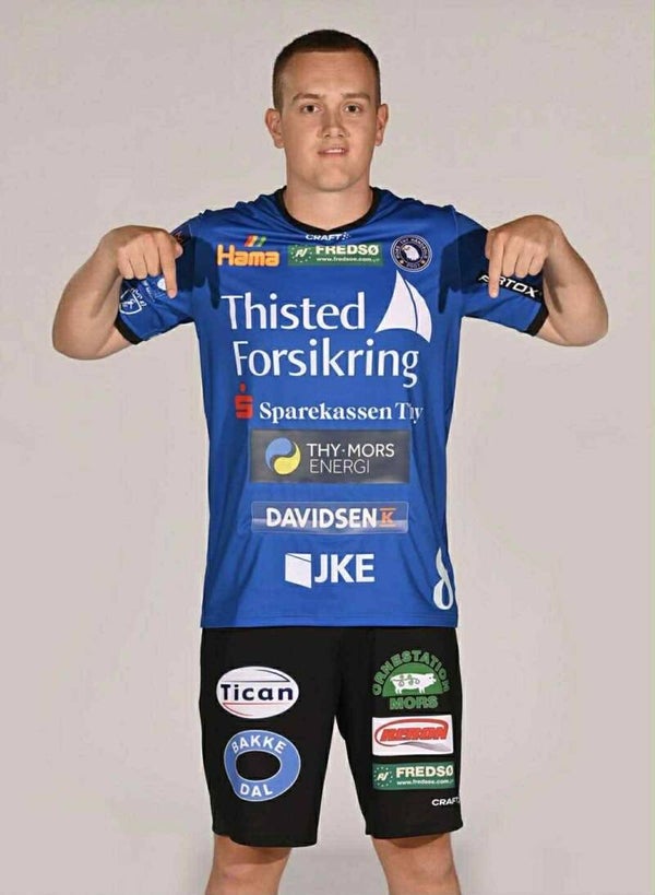 Frederik Bak - str XL