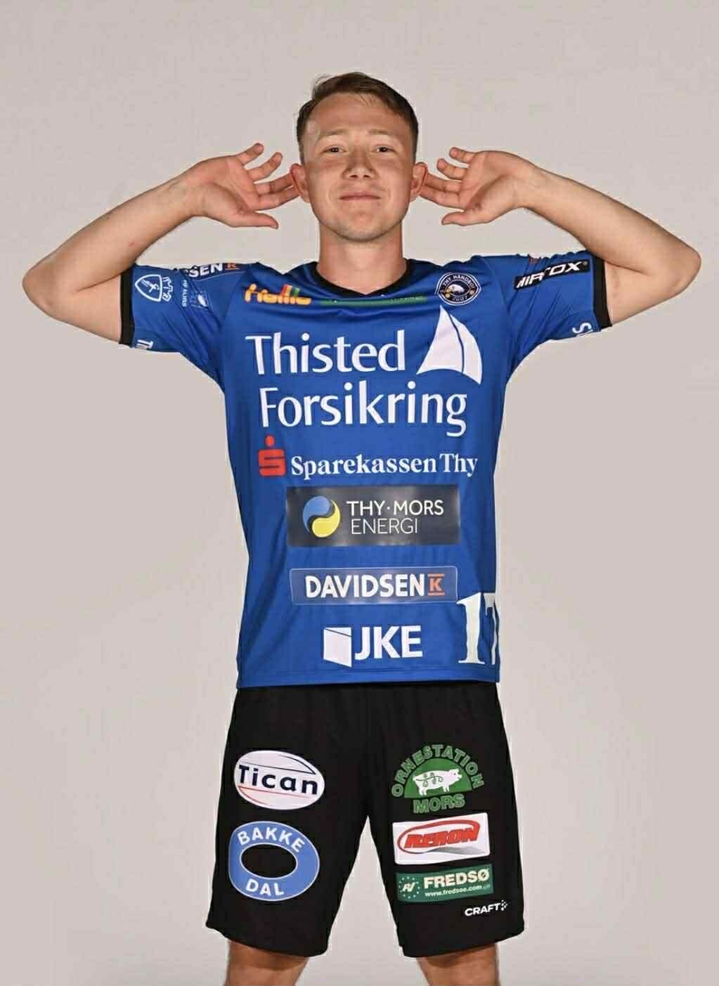 Malthe Bull - str M
