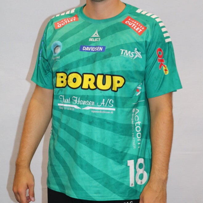 Martin Risom (nr 18) - str XL