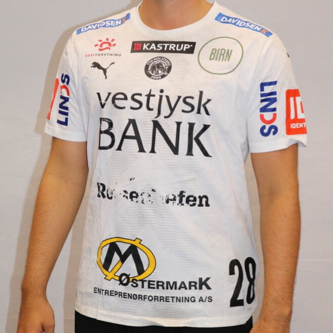 Kevin Gulliksen (nr 28) - str XL