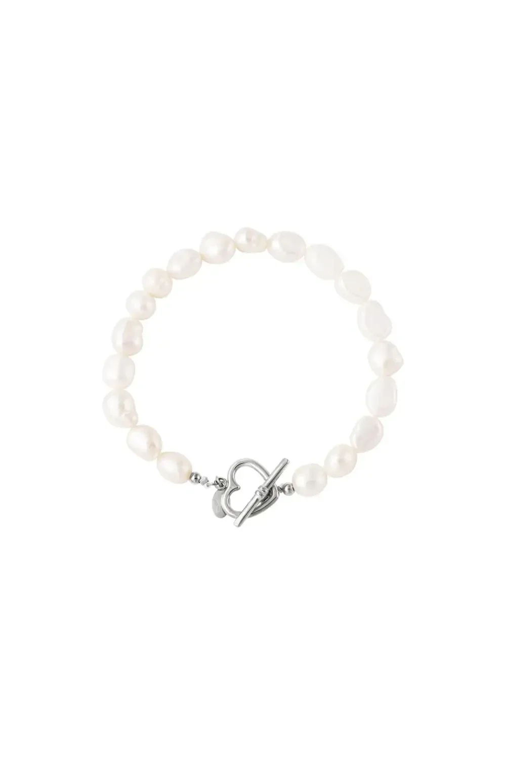 Armband met parel met hart sluiting zilver