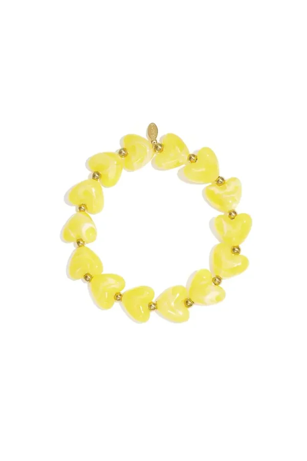 Elastieken hartjes kralenarmband geel