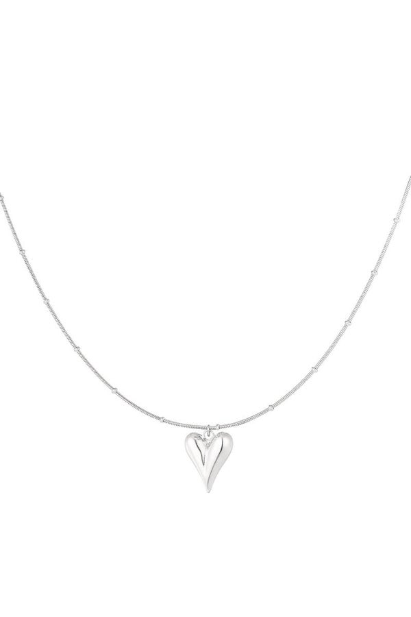 Ketting met bolletjes en hart zilver