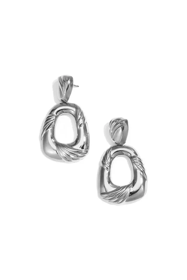 Oorbellen in druppelvorm zilver