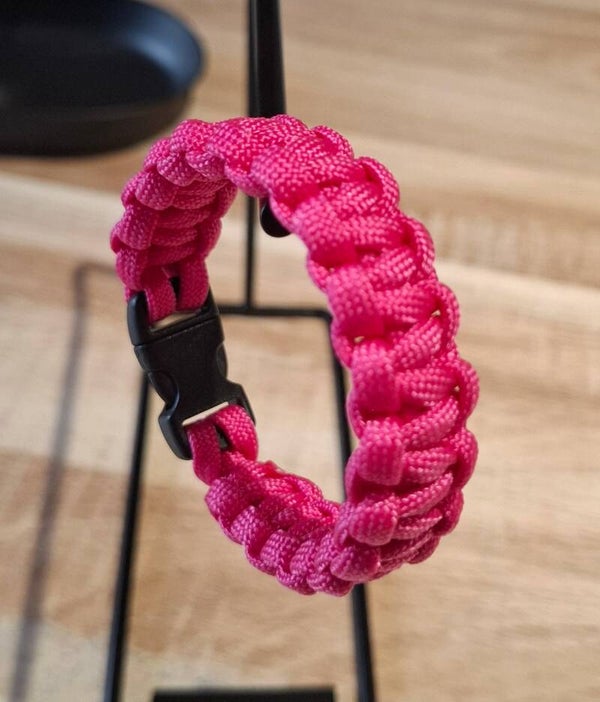 Cobra Fuchsia