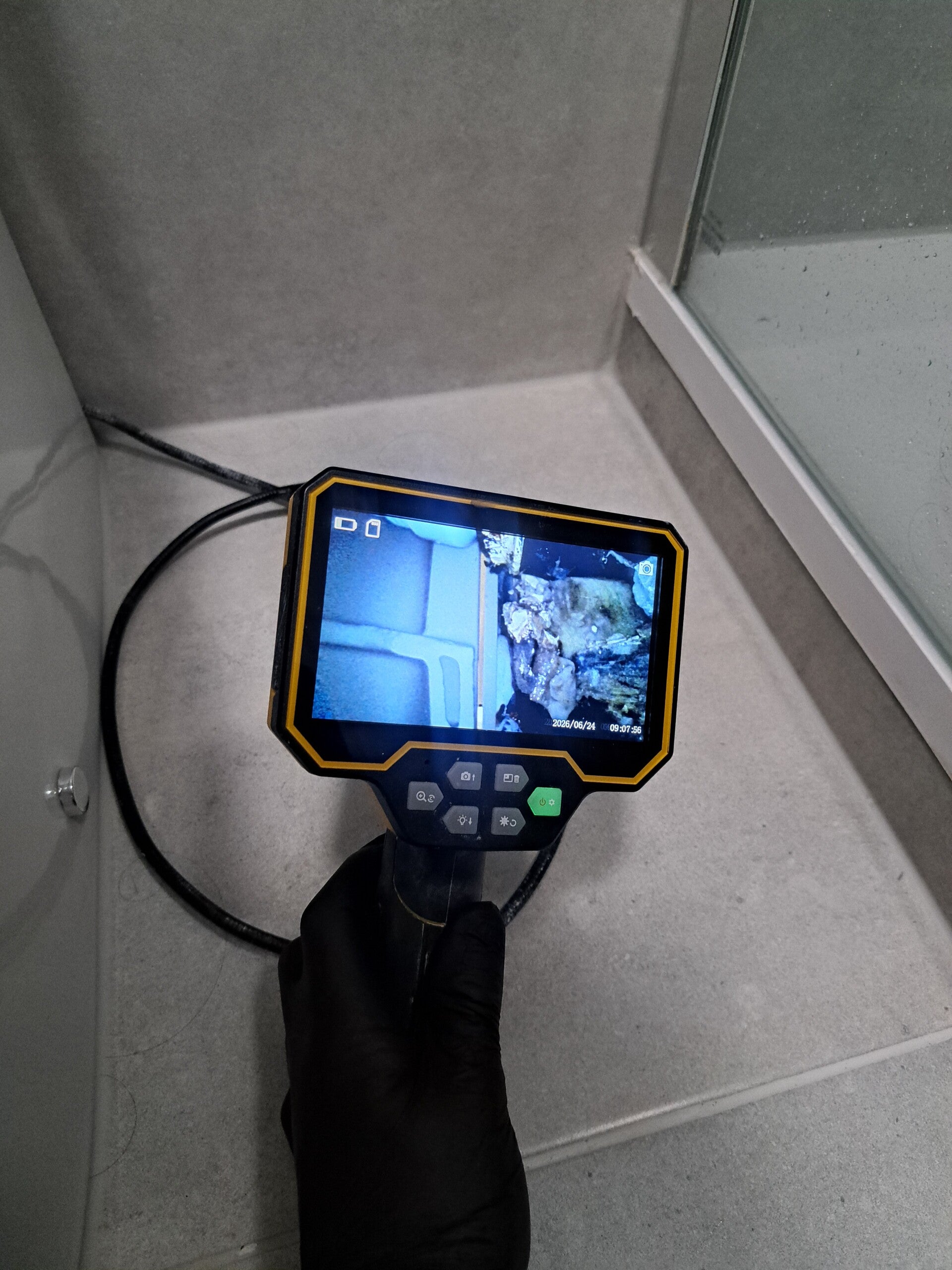 Inspection camera leak detection LeakSOS 