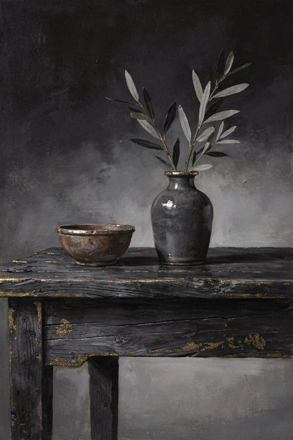 Luxe Stilleven met Vaas & Gouden Accenten – Zwart & Goud – Landelijk Sober