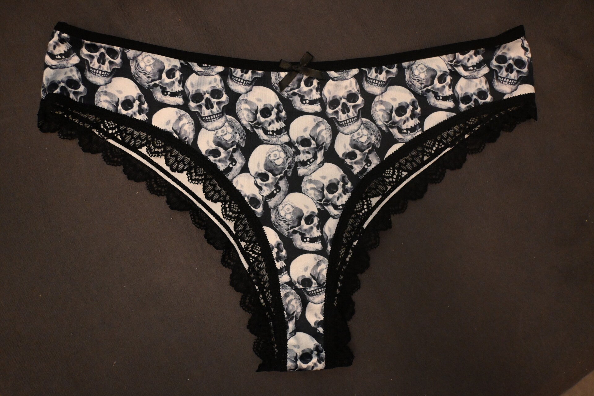 Neue Lieferung - Tanga getragen