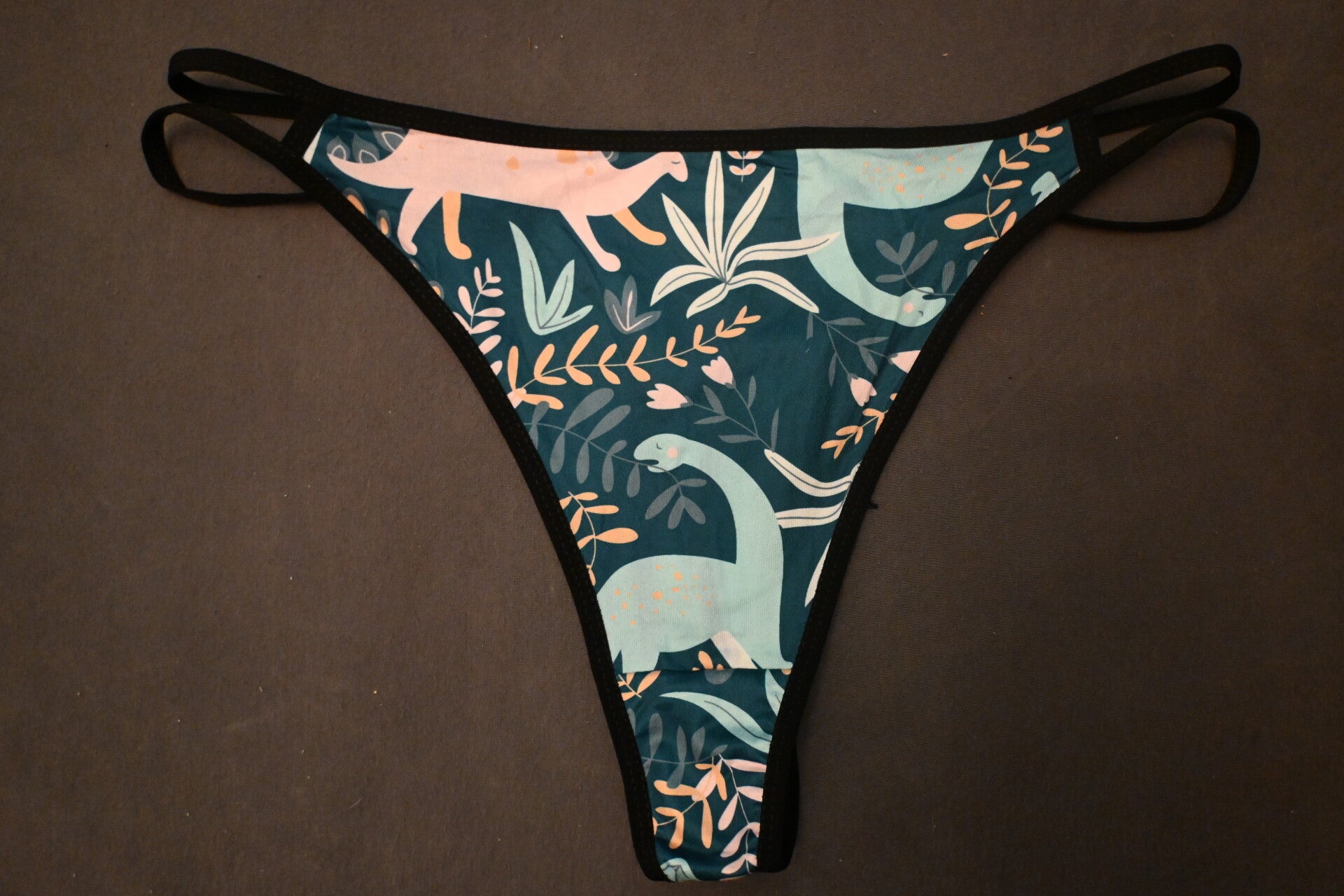 Neue Lieferung - Tanga getragen