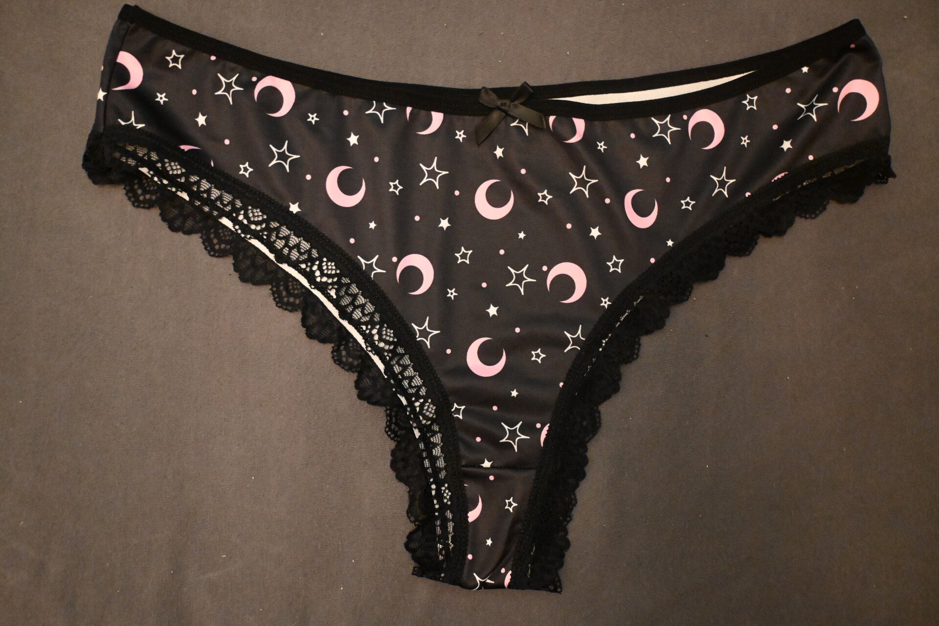 Neue Lieferung - Tanga getragen