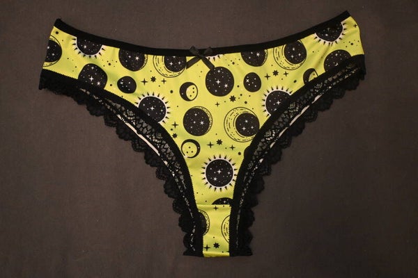 Neue Lieferung - Tanga getragen