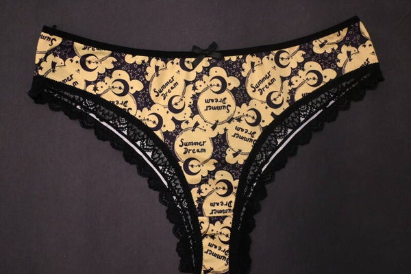 Neue Lieferung - Tanga getragen