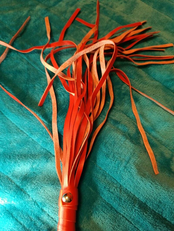 Kunstleder Peitsche in OVP