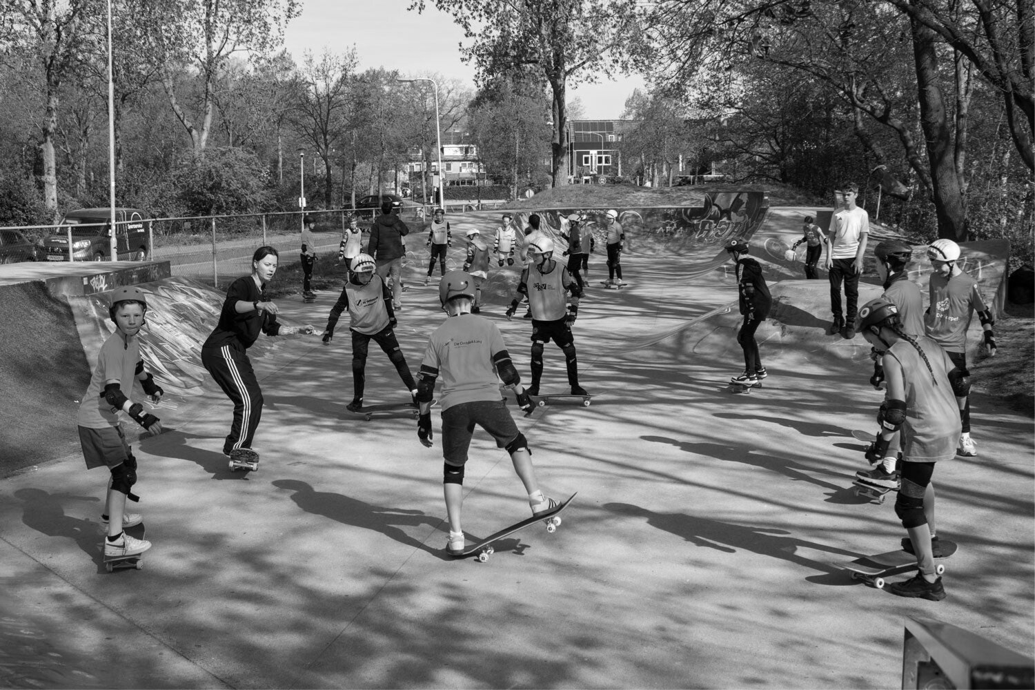 skaters op rolschaatsern en inlines op skate-event