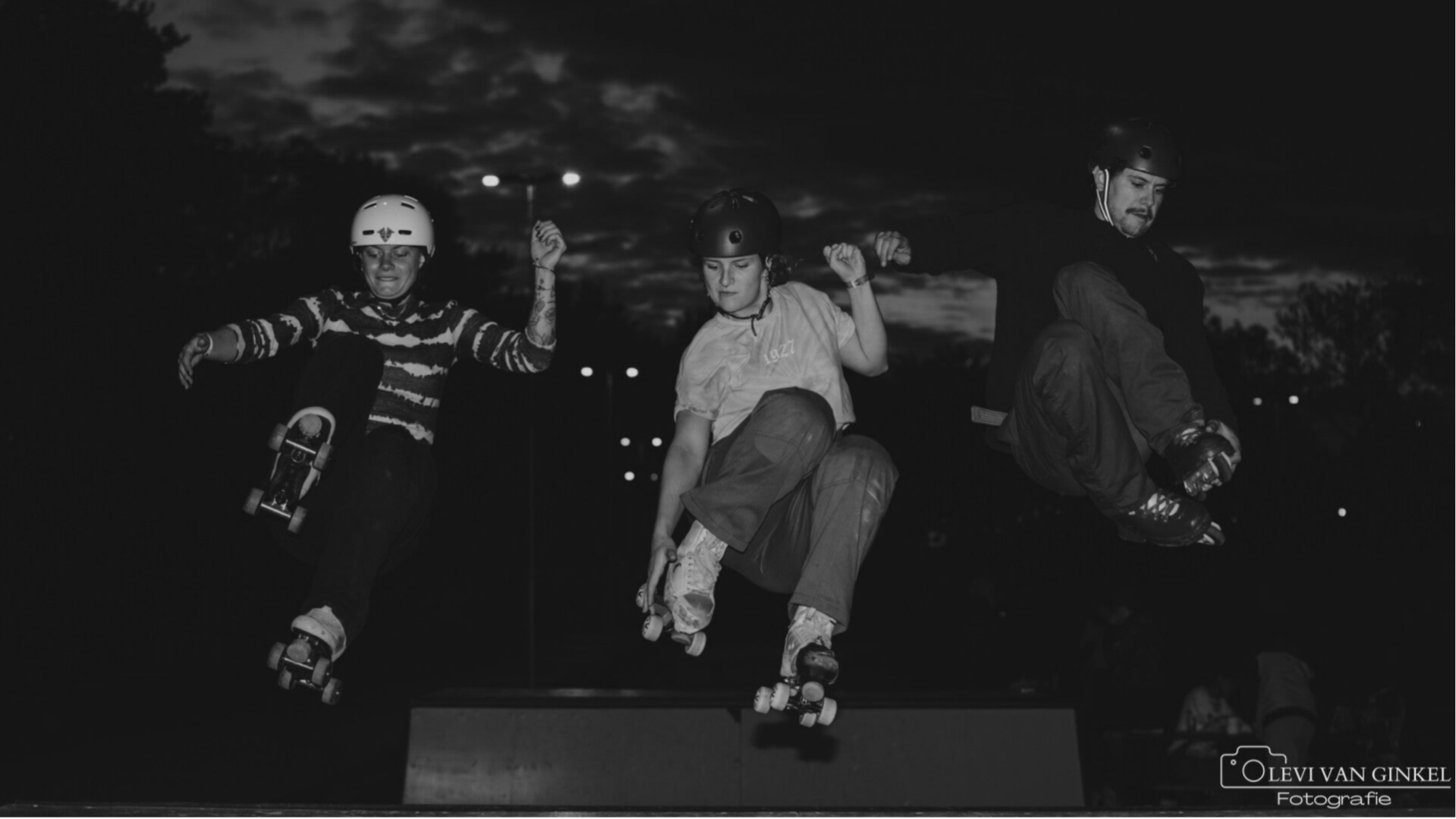 skaters op rolschaatsern en inlines op skate-event