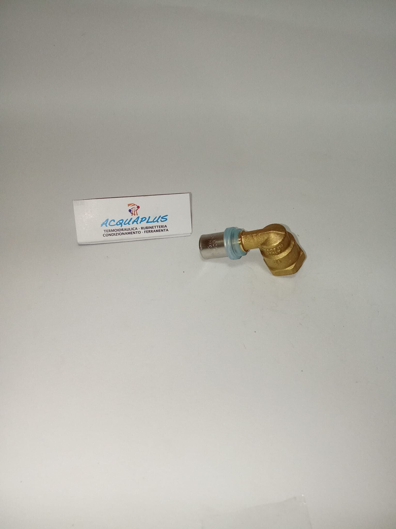 GOMITO A PINZARE OTTONE 16 X 1/2 F APE