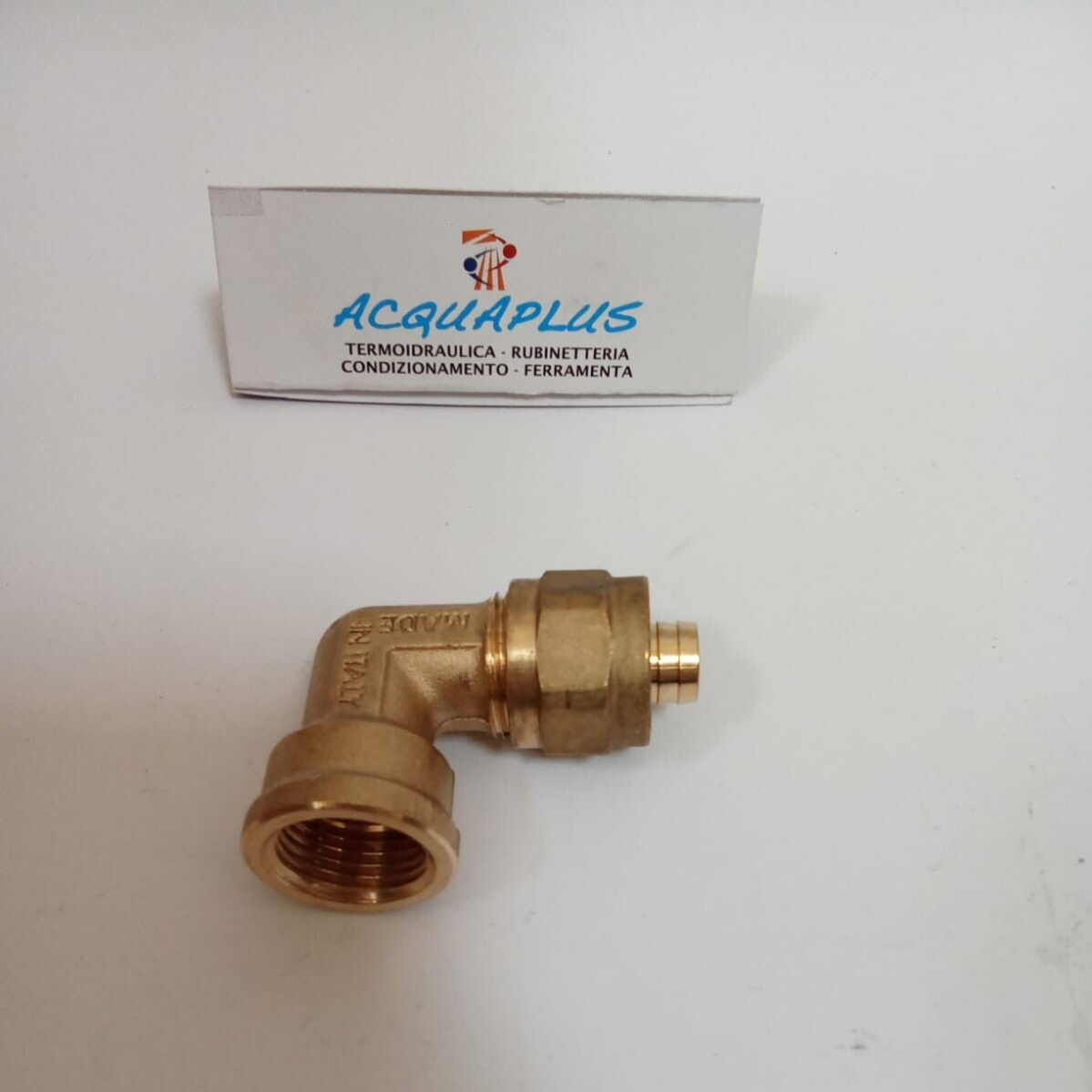 GOMITO A STRINGERE MULTISTRATO 16 X 1/2 F APE