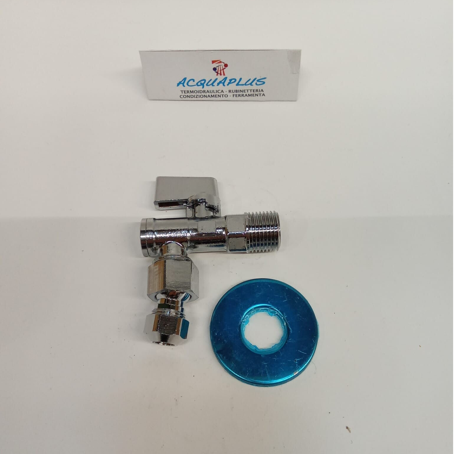 RUBINETTO A SQUADRO SOTTO LAVELLO 1/2 X 1/2