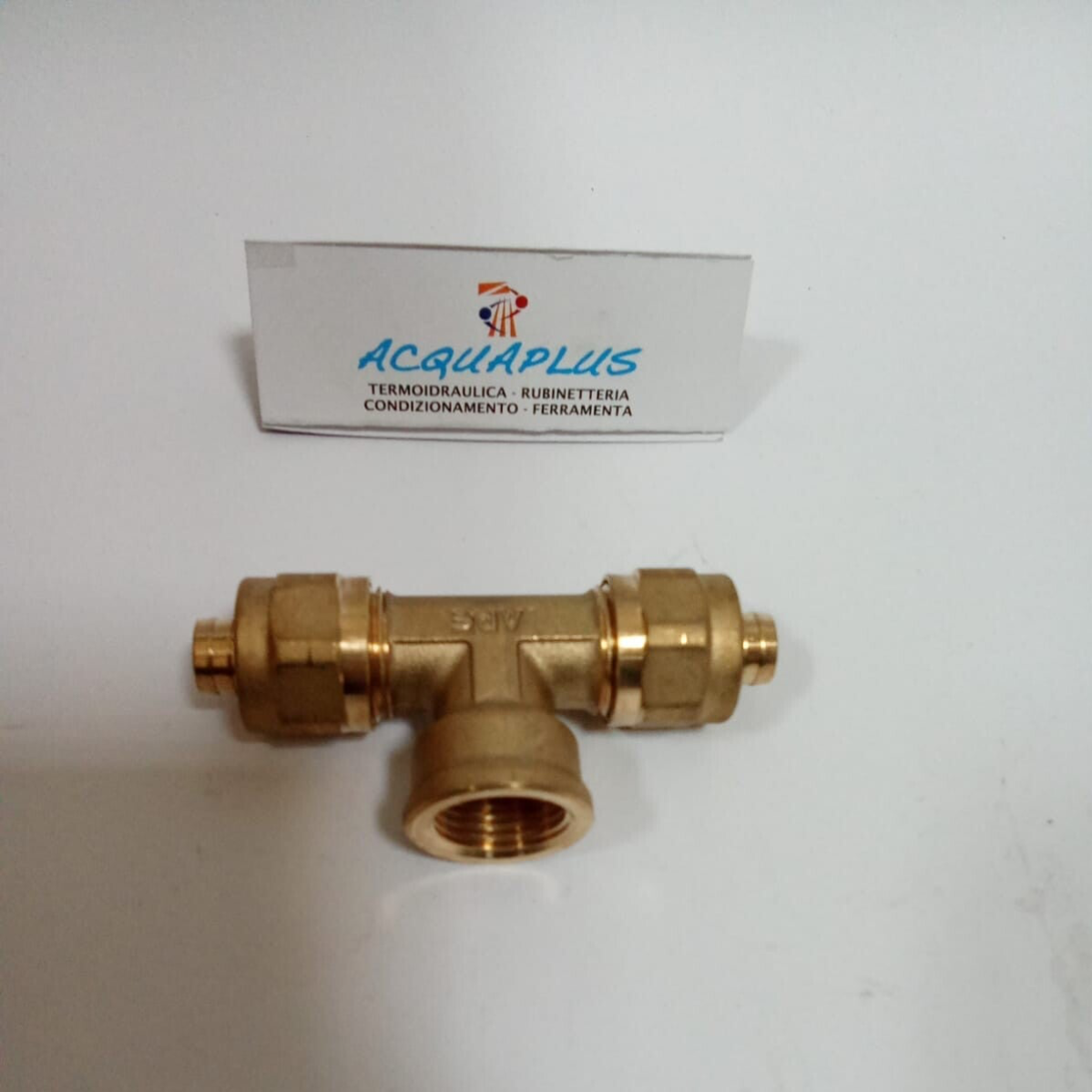 TEE STRINGERE MULTISTRATO D.16 X 1/2 F X 16 APE