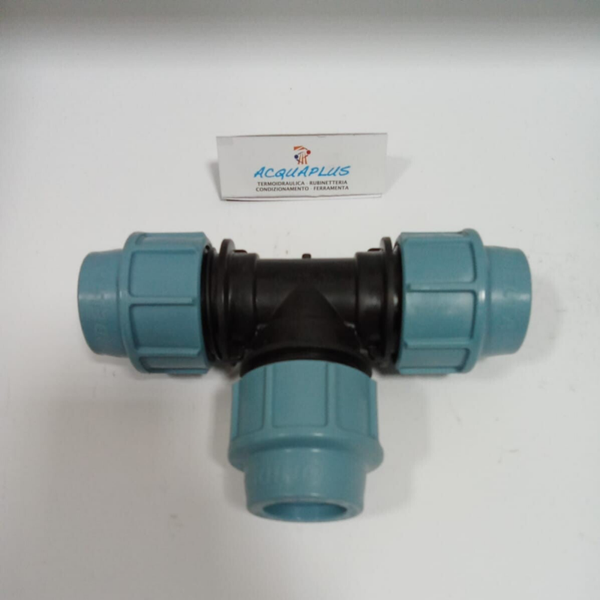 TEE POLIETILENE D.32