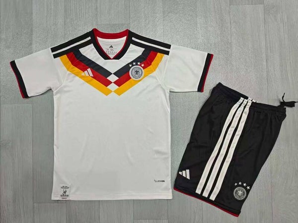 Alemania Kids / Local