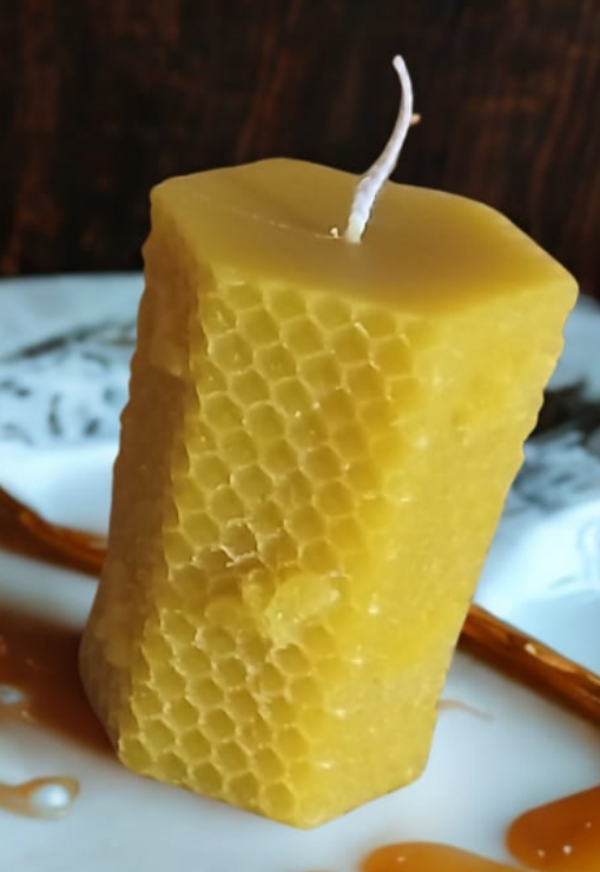 Kleine Sechskantkerze Wabe/Bienen