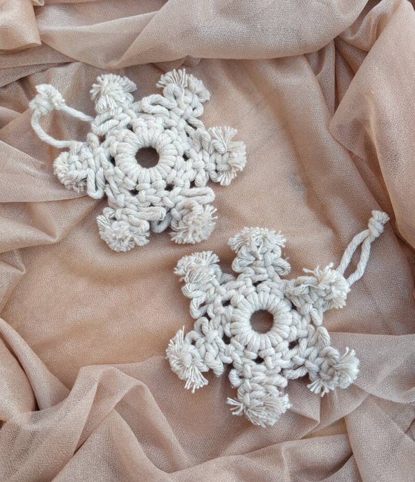 Twinkelster ornament