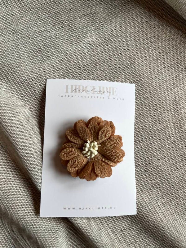 Romantische bloem - bruin