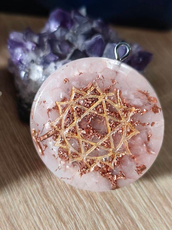 Heart Chakra orgone pendant
