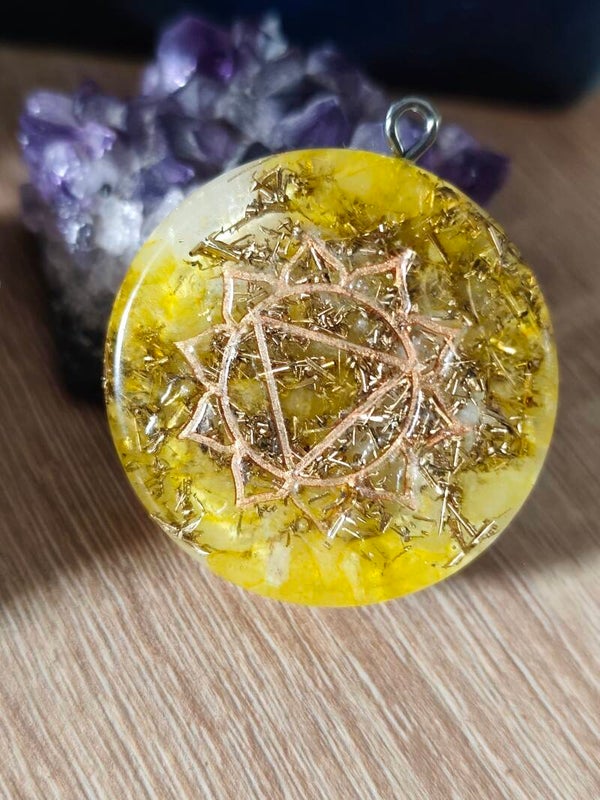 Solar plexus chakra orgone pendant