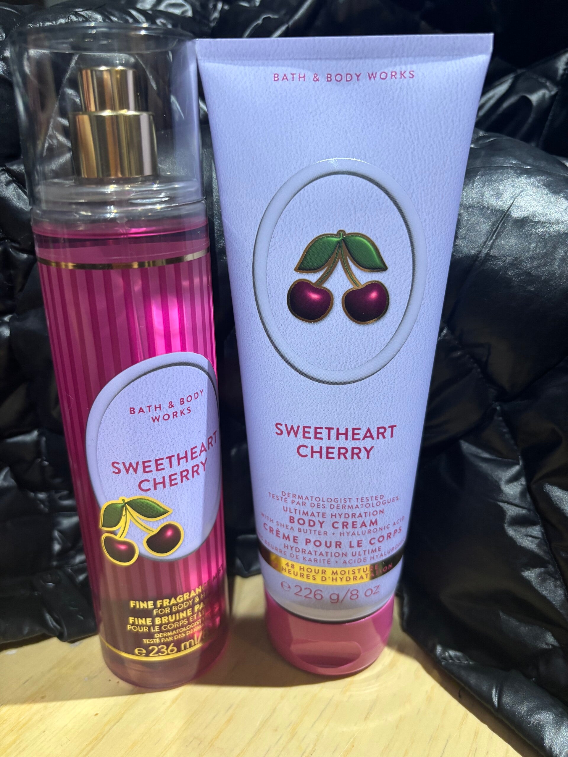 M- kit à la cerise bruine et creme