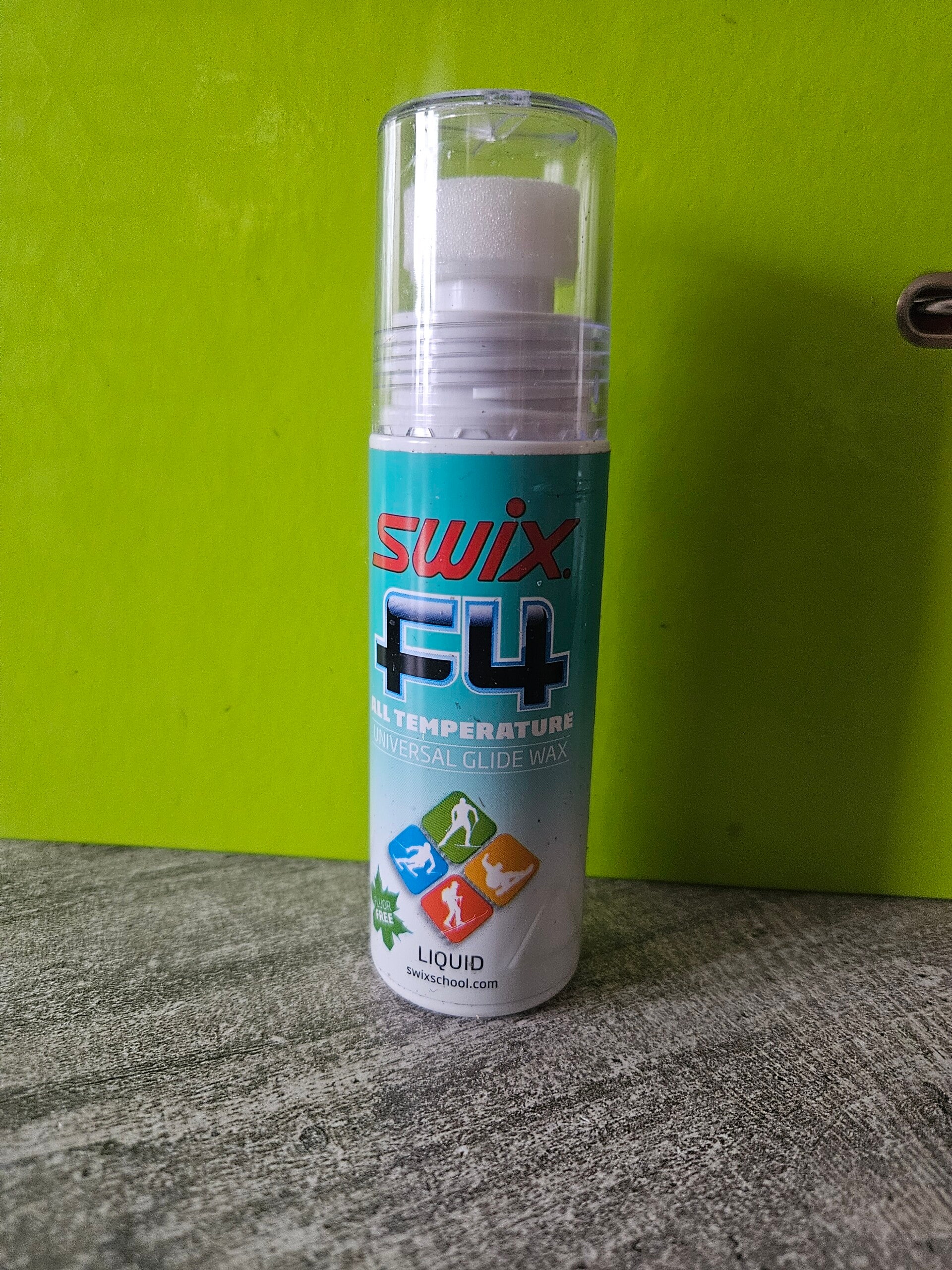 Swix F4 all temperature universal glide wax