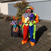 clown-2-standard-s514t5.jpg