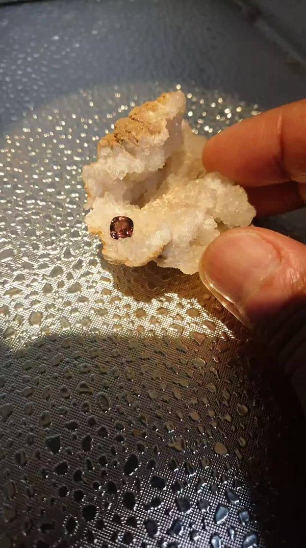 Padparascha Sapphire 1.8 cts NO HEAT