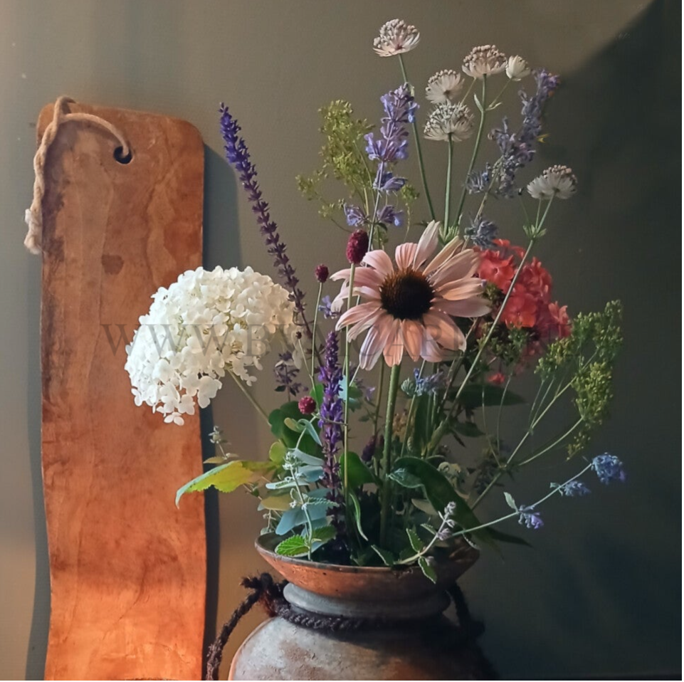 Wenskaart 11x11 - Bloemen plank