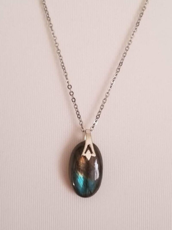 Collier labradorite