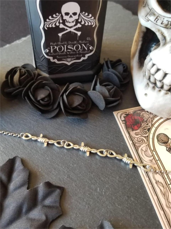 Bracelet barbelés