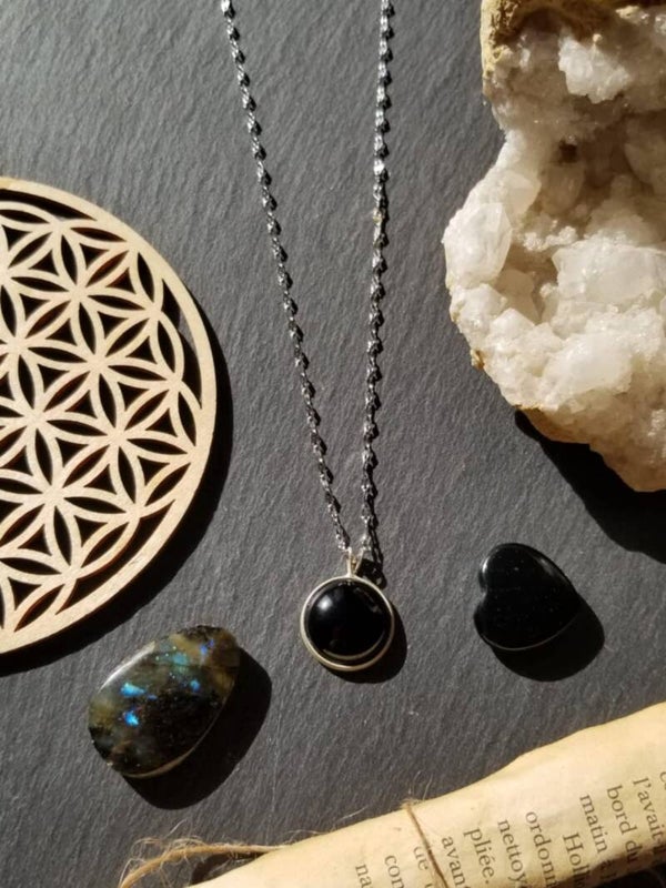 Collier cabochon agate noire