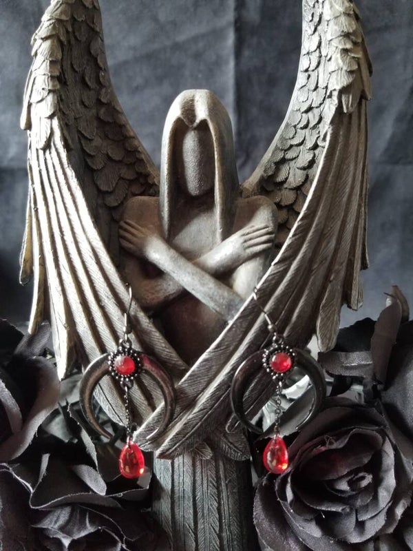Boucles d'oreilles gouttes de sang