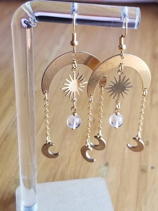 Boucles laiton lunes & soleils cristal de roche