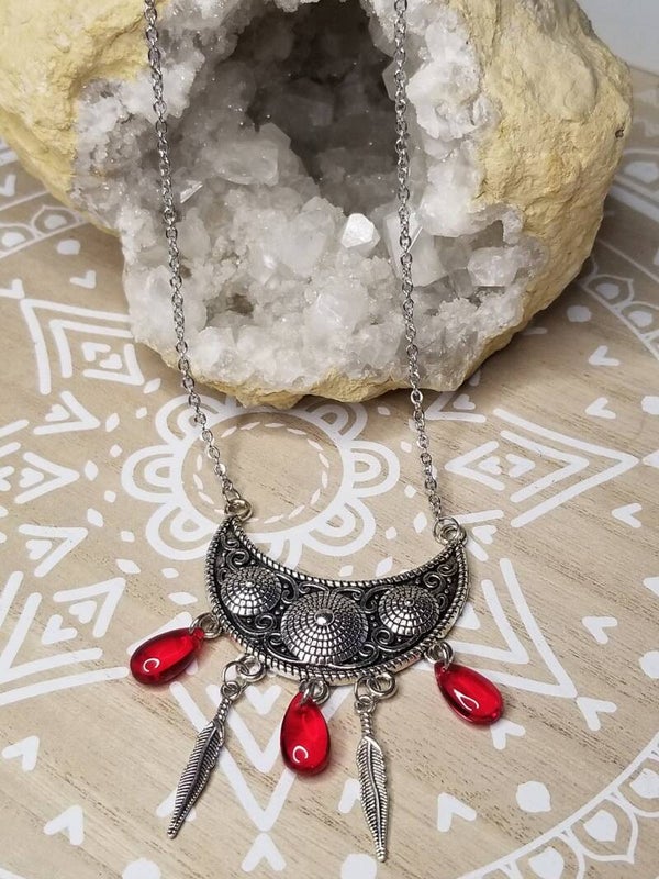 Collier bohème plumes