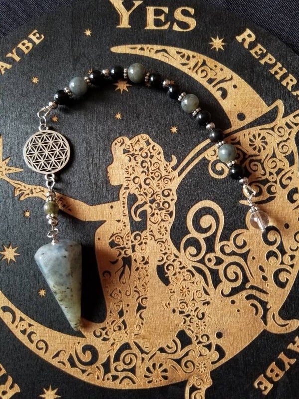 Pendule modulable en collier labradorite & agate noire