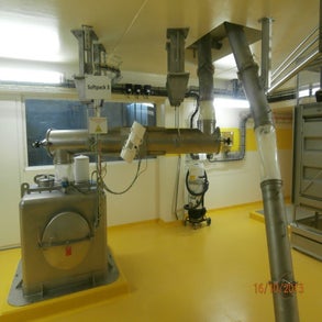 vibrationsfoerderrinne-f-r-milchpulver-fda-konform-standard.jpg