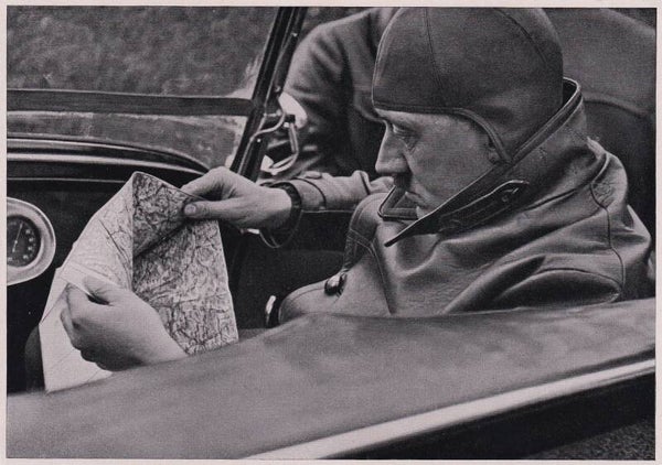 Der Führer legt die Reiseroute fest / Sammelwerk Nr. 15 / Bild Nr. 11 Gruppe 65