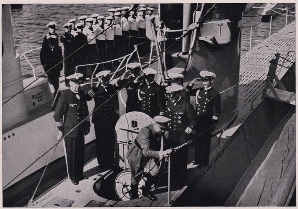 Der Führer besichtigt im August 1935 Kiel / Sammelwerk Nr. 15 / Bild Nr. 159 Gruppe 65